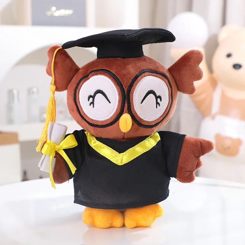Graduation Owl Plush - Closed eyes / One size