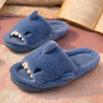 shark plush slippers - Blue / Men’s 6.5-7 US / Women’s 8.5-9