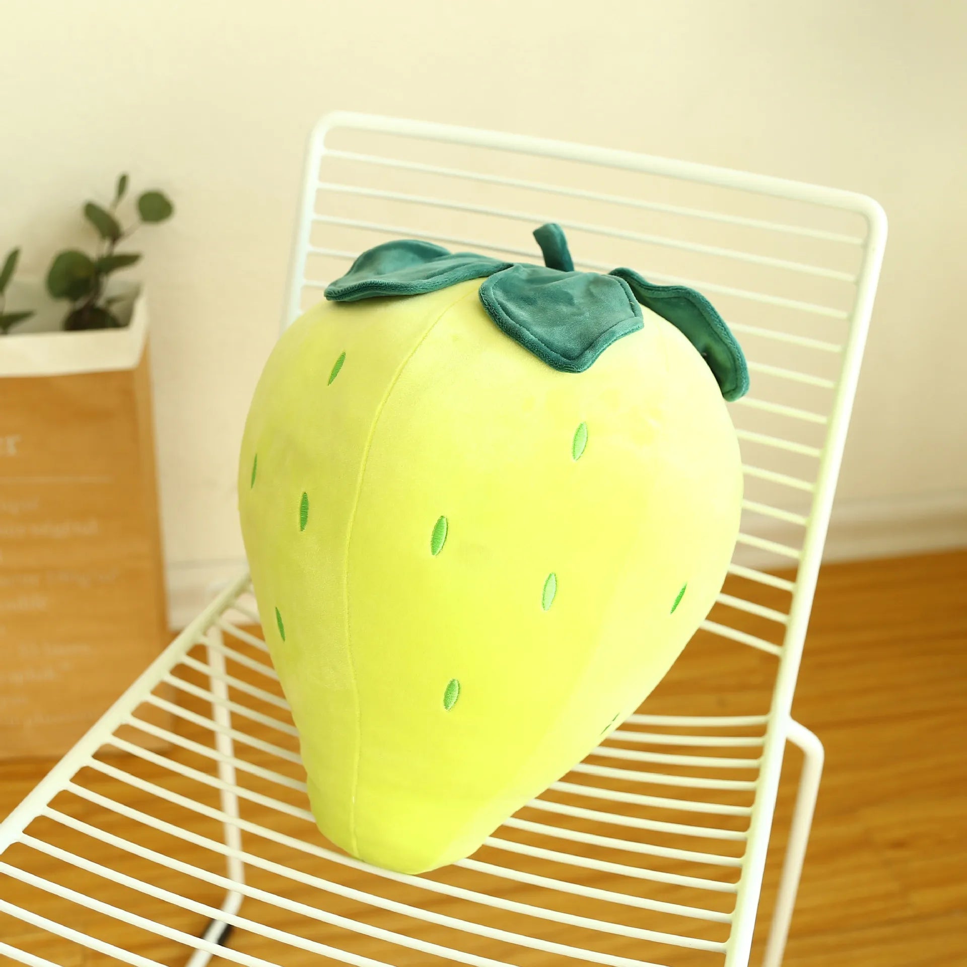 strawberry plush - Yellow